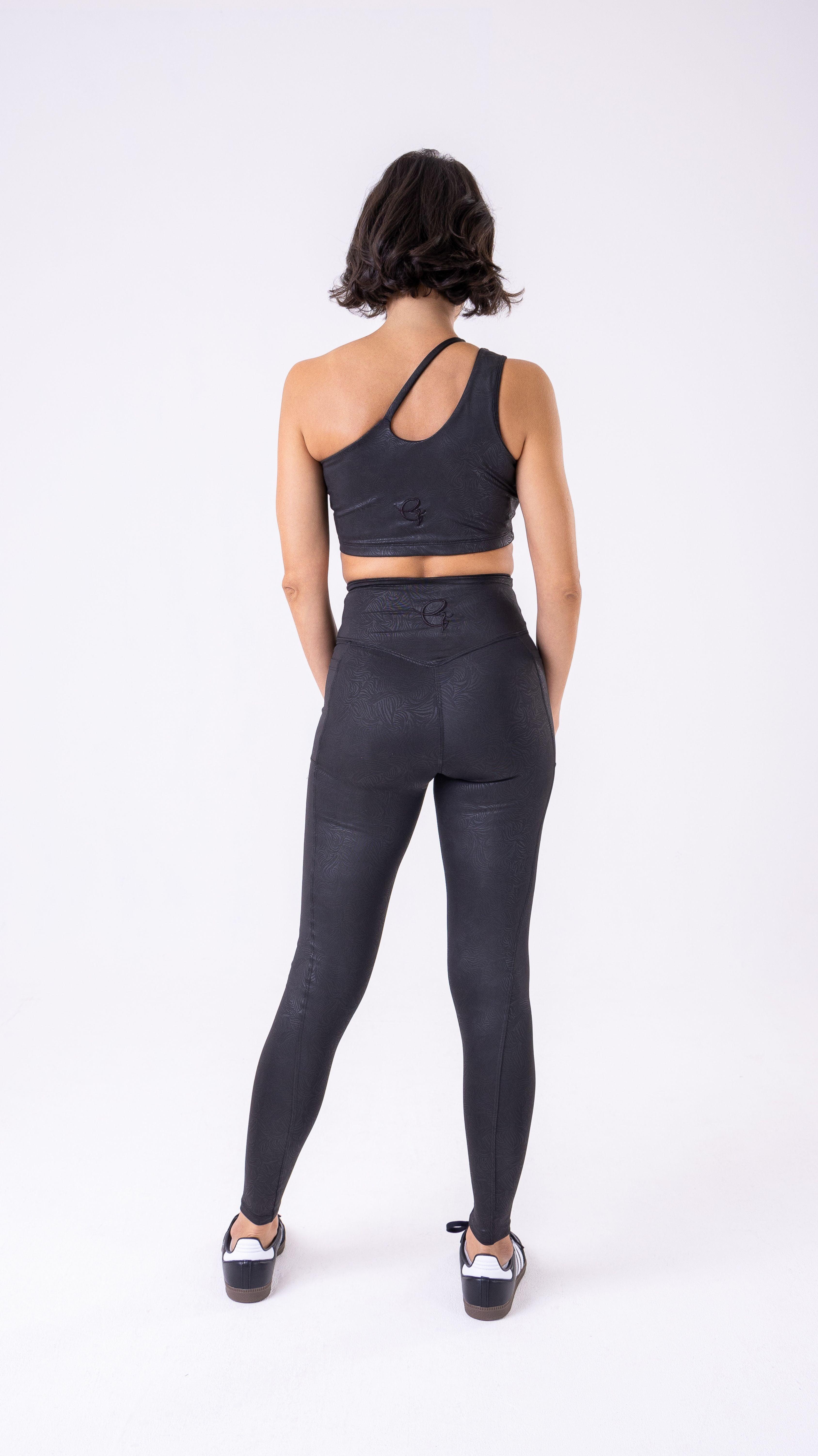 Black Texture Outfit - Equilibrium Activewear