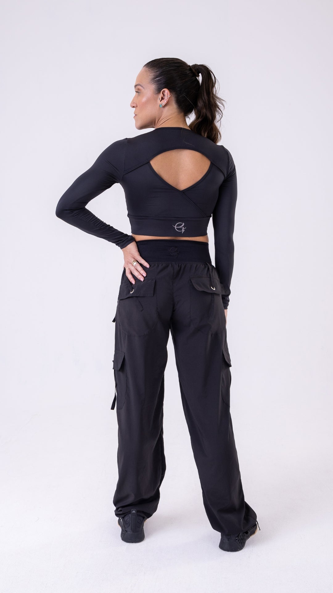 Black Timeless Crop Tank