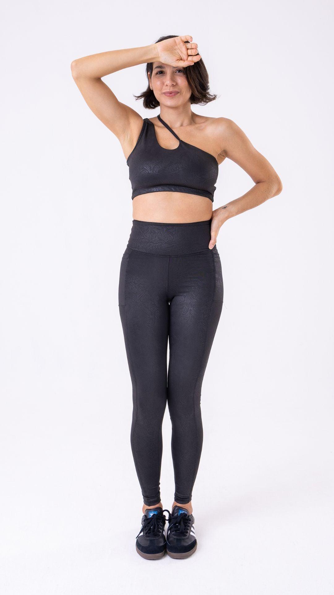 Black Texture Splendor Bra - Equilibrium Activewear